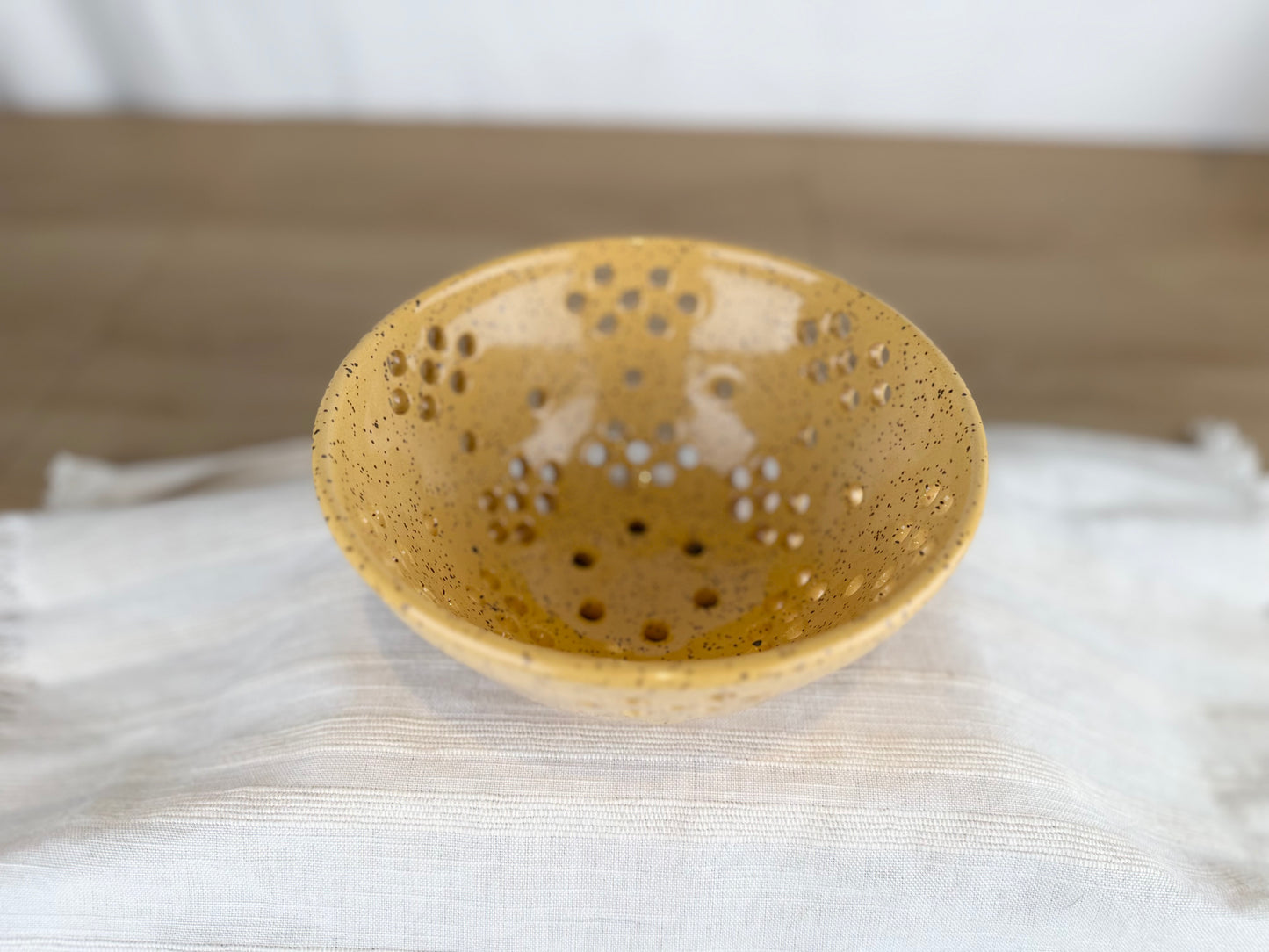Berry Bowl / Colander, Yellow
