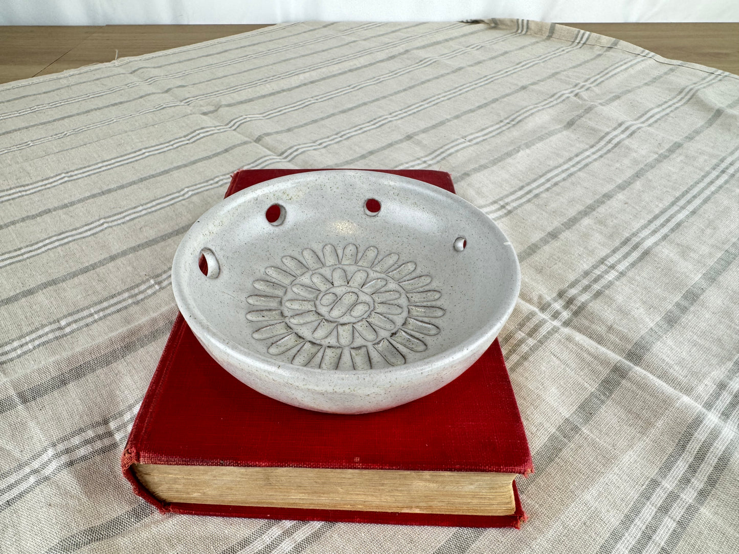 Eggshell White Ceramic Herb Stripper and Garlic Dish