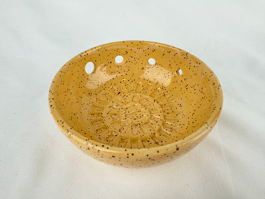 Yellow Speckle Ceramic Herb Stripper and Garlic Dish
