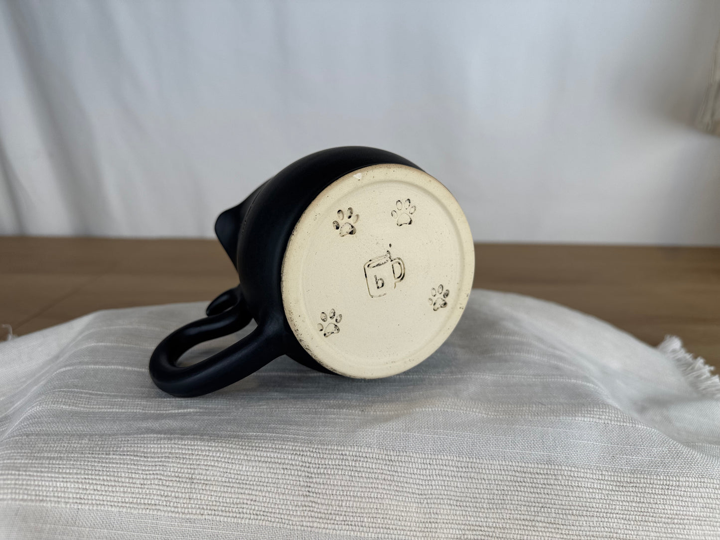 Black 14oz Kitty Cat Mug