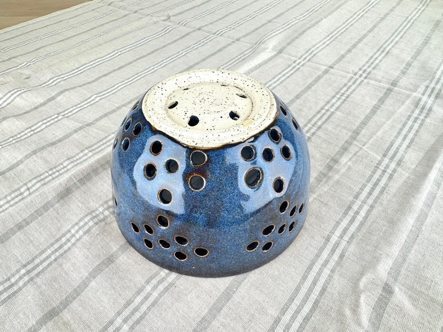 Berry Bowl / Colander, Dark Blue