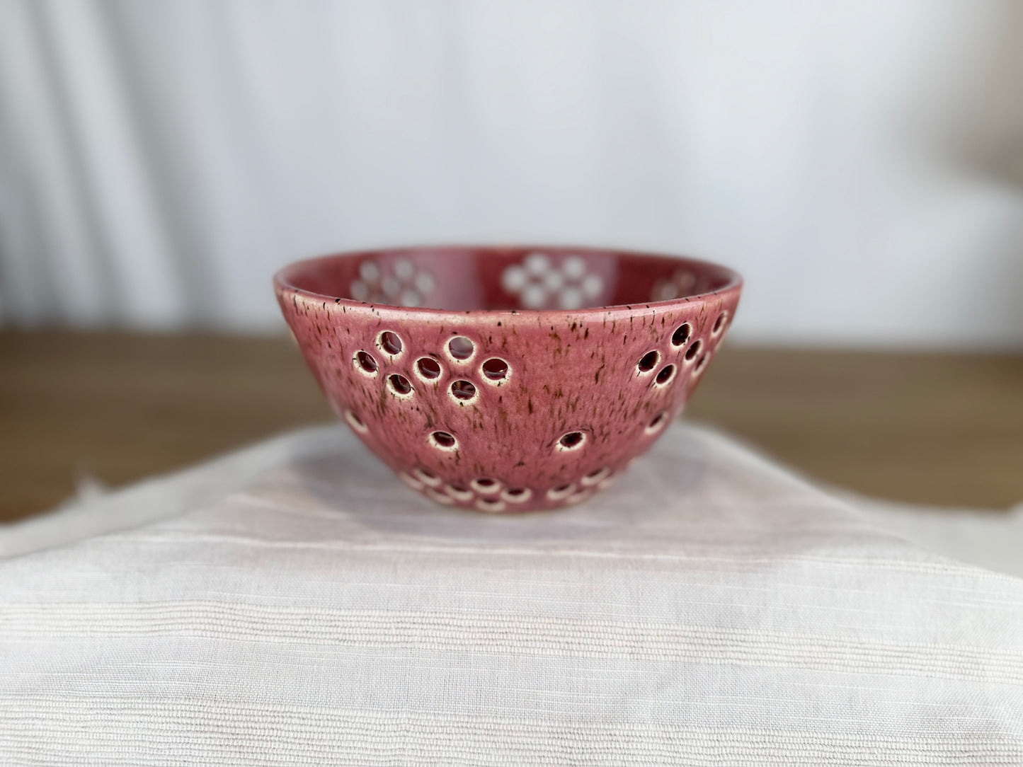 Berry Bowl / Colander, Dusty Rose