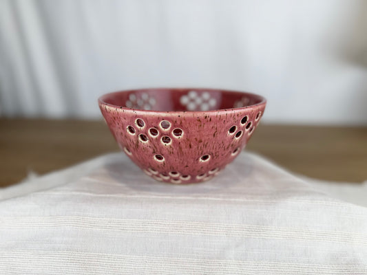 Berry Bowl / Colander, Dusty Rose