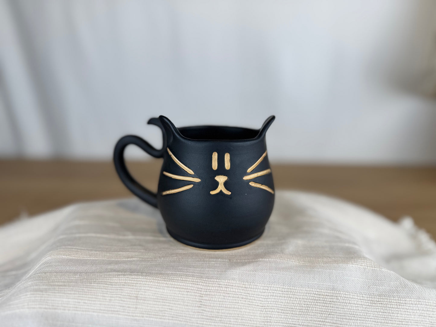 Black 14oz Kitty Cat Mug